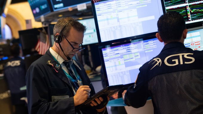 川普計劃宣布關稅蘋果及亞馬遜大跌Nasdaq挫逾1.4%