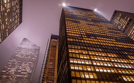 美股實時行情-股市因盈利下跌中國數據疲弱！