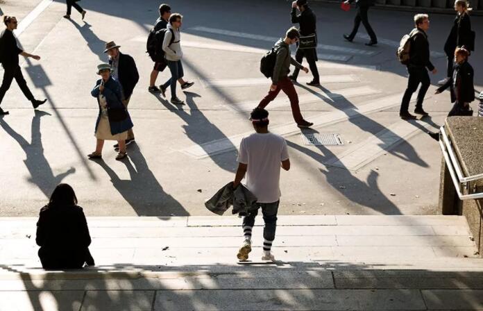 “老賴們”過得究竟有多爽？