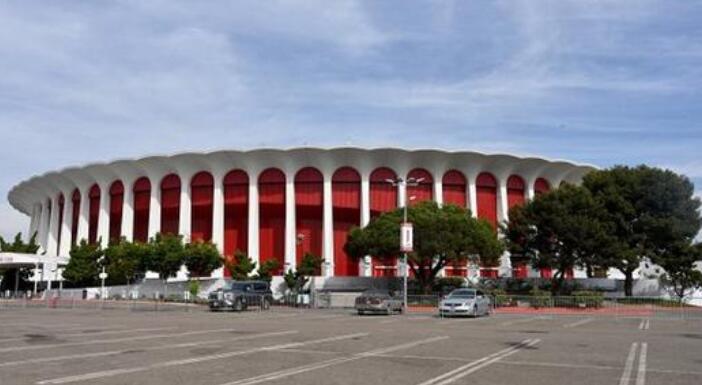 快船4億購新球館