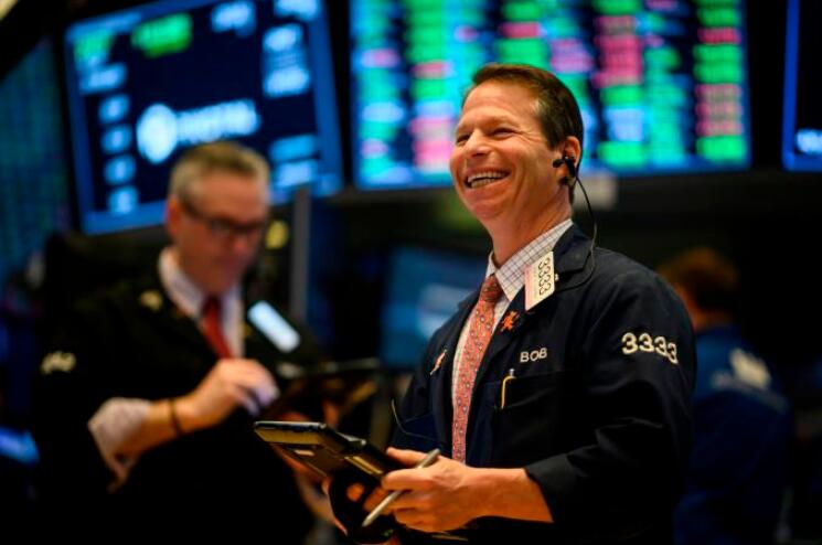 美股日志｜標(biāo)指七連升創(chuàng)新高業(yè)績(jī)主宰大市