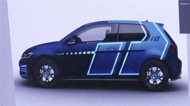 大眾將在Worthersee發(fā)布的這一款高爾夫GTI概念車車型是基于第七代高爾夫GTI的三門版本打造，車身采用了藍色作為主色調(diào)，并加入了特殊的車身拉花和造型別致的鋁合金輪圈。據(jù)悉，該車由13名年輕的技師合力完成，這也是大眾在沃特湖（Worthersee）改裝節(jié)上發(fā)布的第10臺GTI車型。