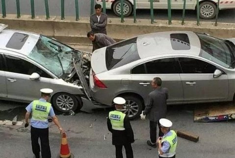 追尾責(zé)任大分析 這幾種追尾后車不負(fù)責(zé)