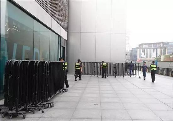 iPhone 8大面積退貨 蘋果概念股“青”一色