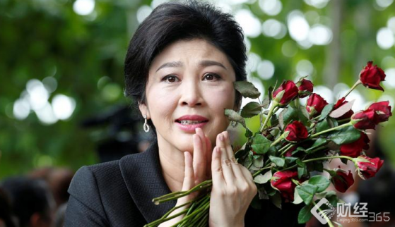 外媒稱英拉已經于11日離開迪拜到達倫敦