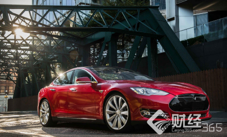 特斯拉執行長馬斯克兌現諾言 向南澳州交付全球最大電池系統